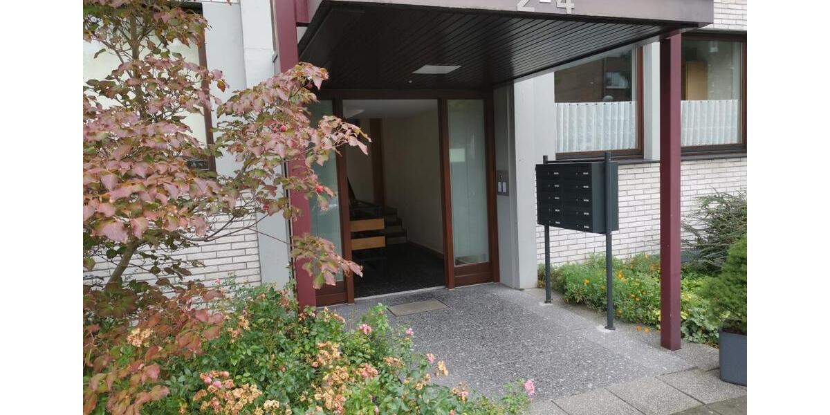 Schöne, helle, großzügige 3-Zimmer-Wohnung in Krefeld Hüls 3 zimmer