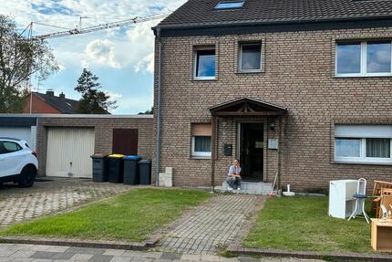 Haus Dinslaken Hiesfeld - 10 Zimmer, 80 m&sup2;, 375.000&euro; | Angebot:27437891