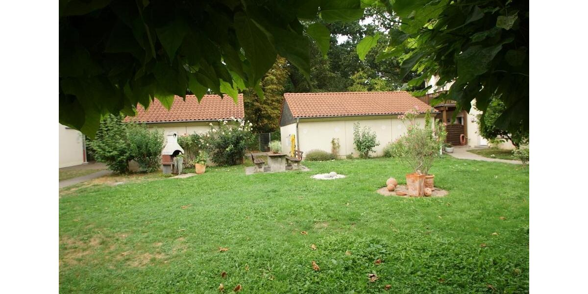 Etagenwohnung Duisburg Essenberg - 4 Zimmer, 155 m&sup2;, 1.100&euro; | Angebot:25439699