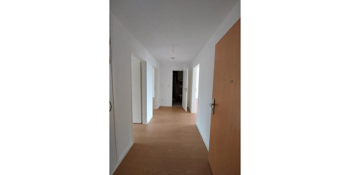 Etagenwohnung Oberhausen Schmachtendorf - 2 Zimmer, 53 m&sup2;, 583&euro; | Angebot:26248884
