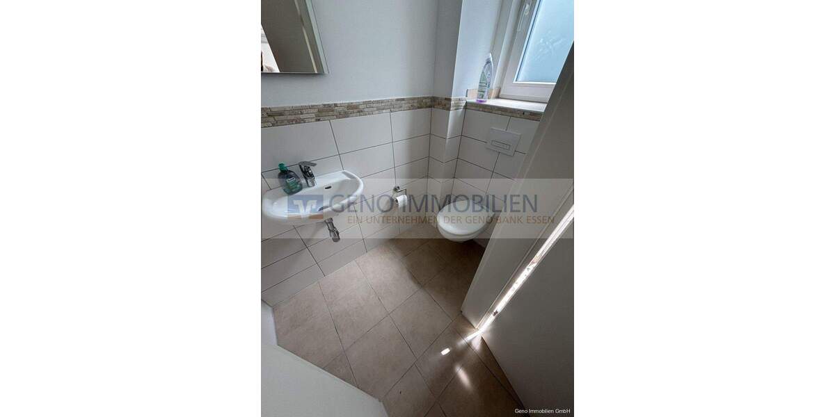 Einfamilienhaus Mülheim an der Ruhr / Styrum Styrum - 6 Zimmer, 134 m&sup2;, 398.000&euro; | Angebot:23986324