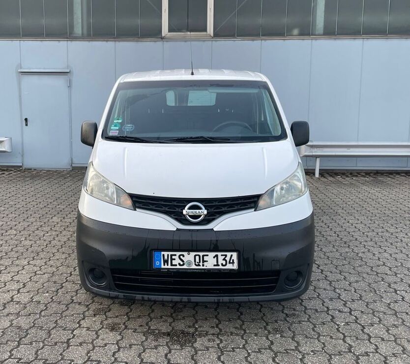 NV200