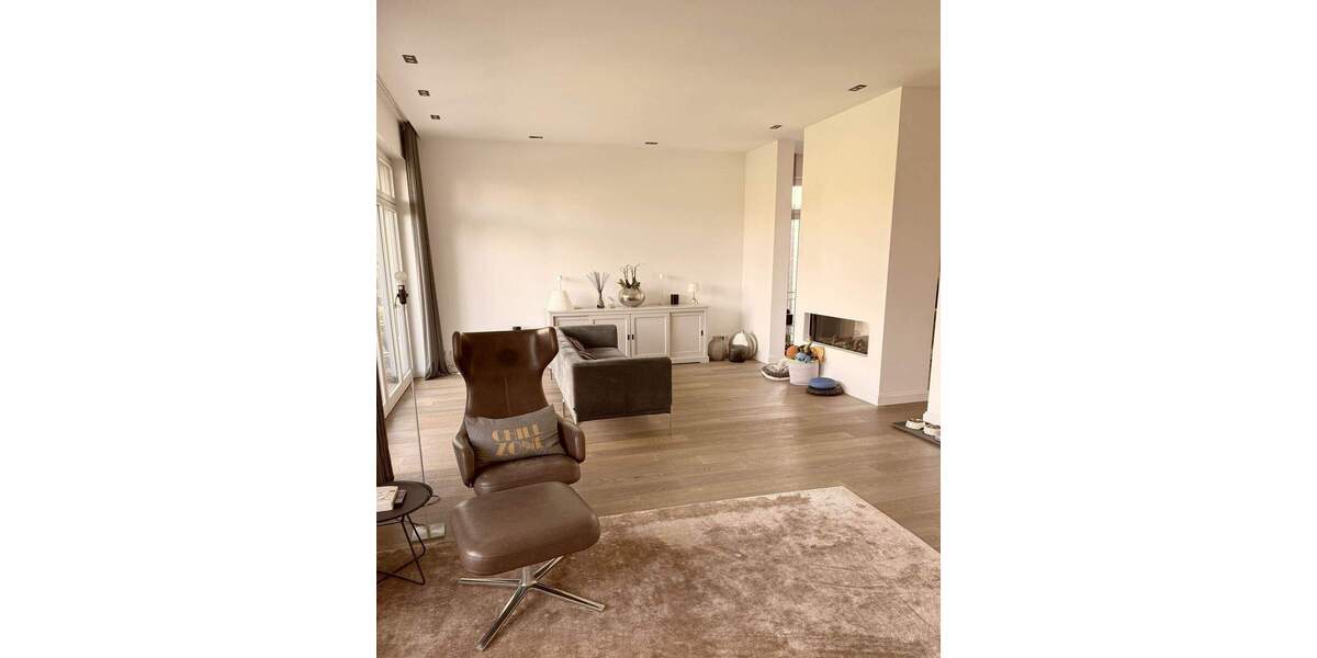 Doppelhaushälfte Meerbusch Büderich - 6 Zimmer, 242 m&sup2;, 8.500&euro; | Angebot:26391404