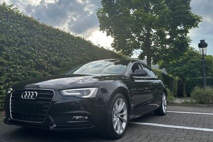 Audi A5 42.500 km 16.999 &euro; Krefeld 47829
