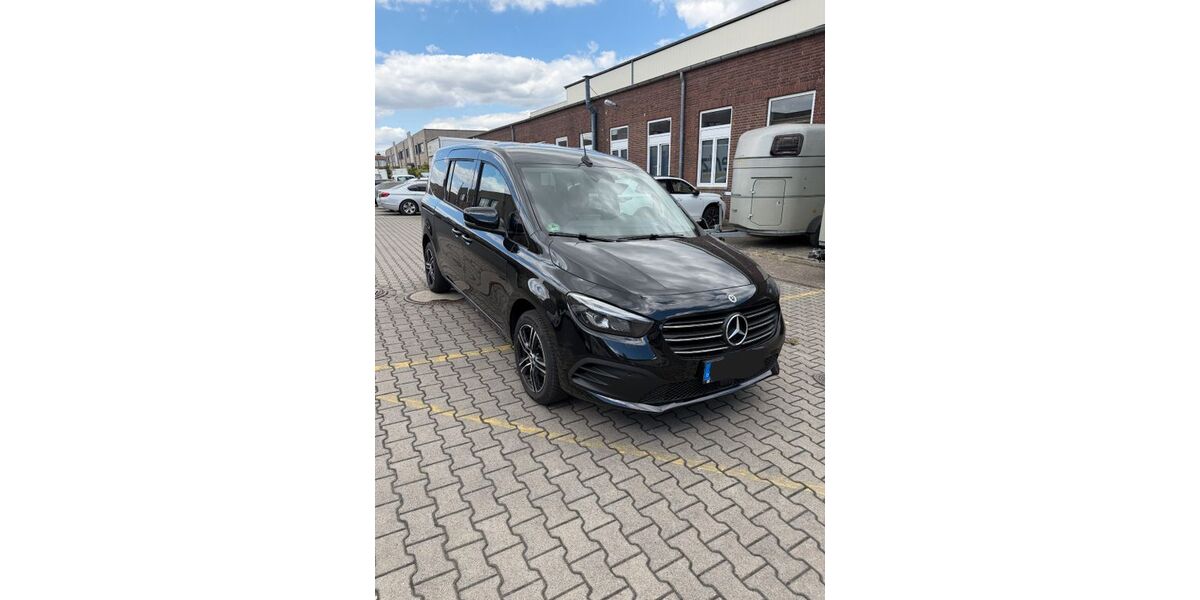 Mercedes-Benz T-Klasse 5.200 km 45.999 &euro; Düsseldorf 40589