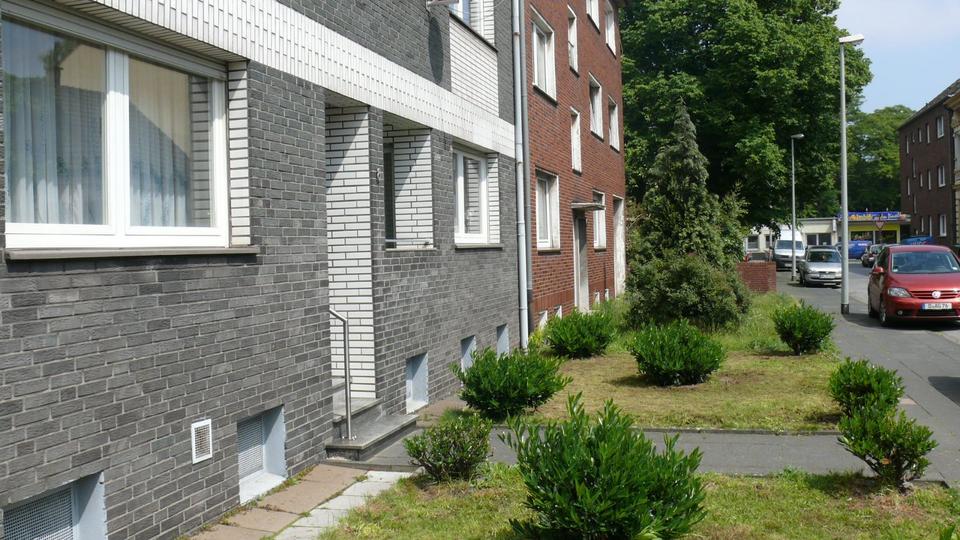 Dachgeschoßwohnung Duisburg Mittelmeiderich - 2 Zimmer, 50 m&sup2;, 450&euro; | Angebot:25408517