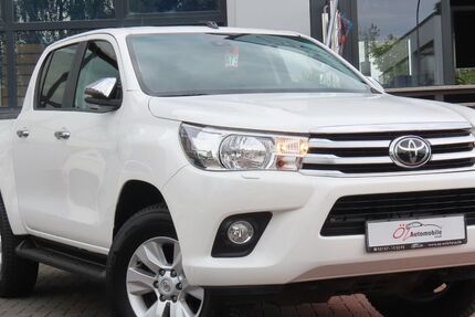 Toyota Hilux 204.586 km 23.900 &euro; Neuss 41469