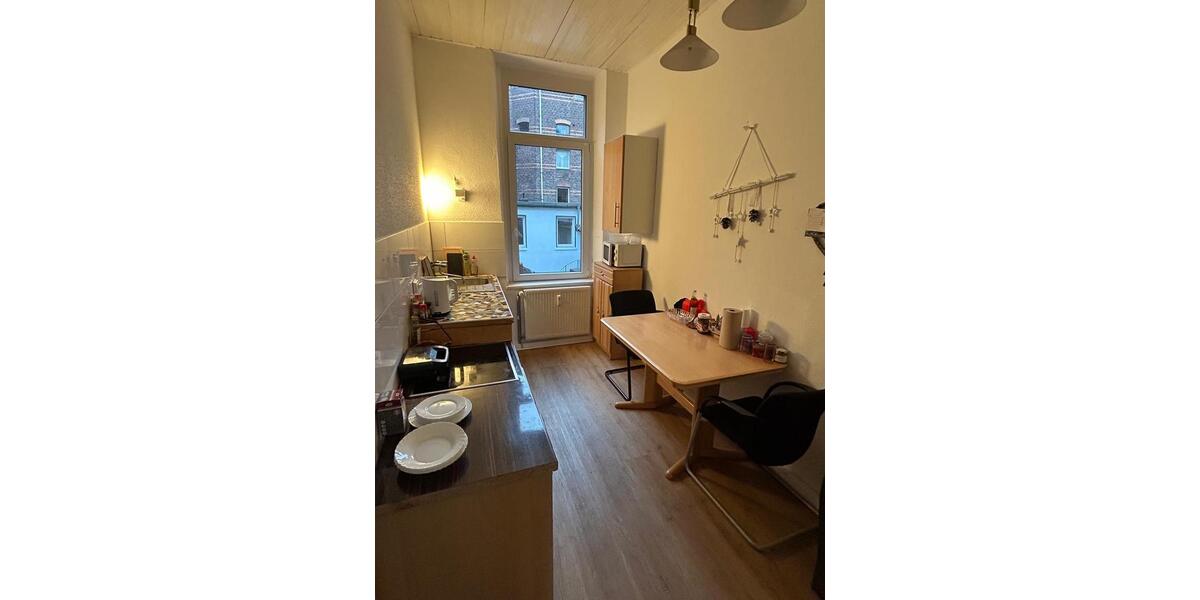 Etagenwohnung Krefeld Cracau - 2 Zimmer, 45 m&sup2;, 560&euro; | Angebot:25547495