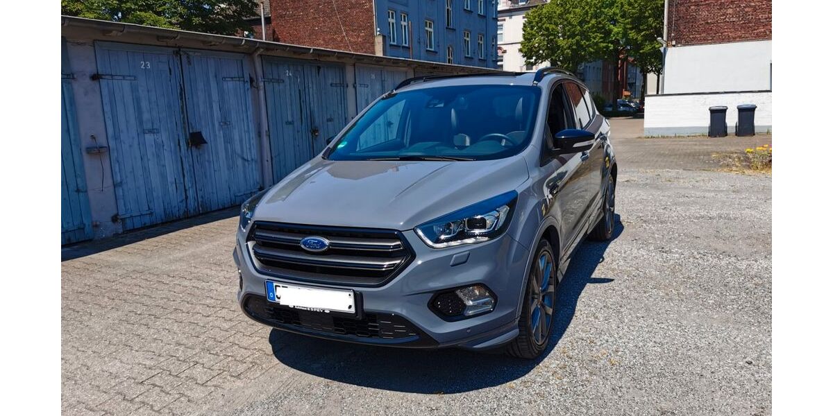 Ford Kuga 72.000 km 19.500 &euro; Gelsenkirchen 45879