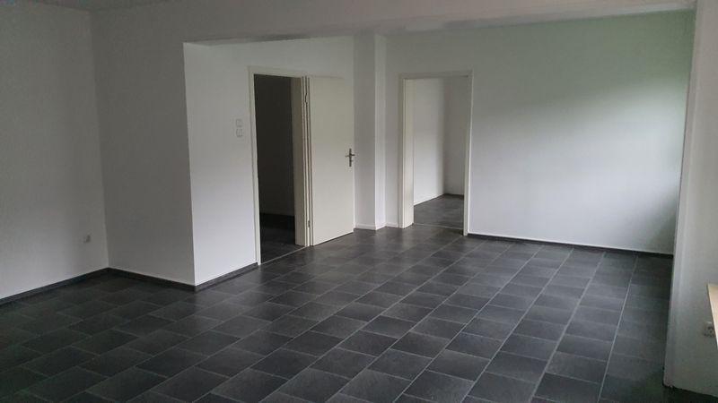 Etagenwohnung Gelsenkirchen Gelsenkirchen-Mitte - 2 Zimmer, 75 m&sup2;, 500&euro; | Angebot:26336445