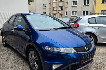 Honda Civic 152.000 km 5.999 &euro; Essen 45144