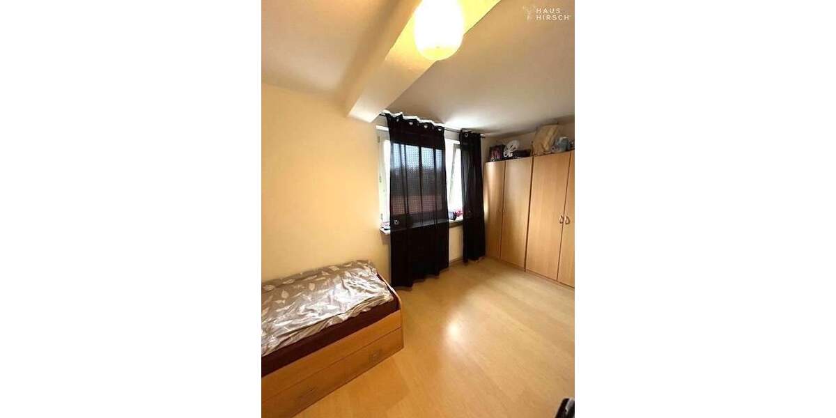 Mehrfamilienhaus mit 5 Stellplätzen und großem Grundstück mit Carport 1 zimmer