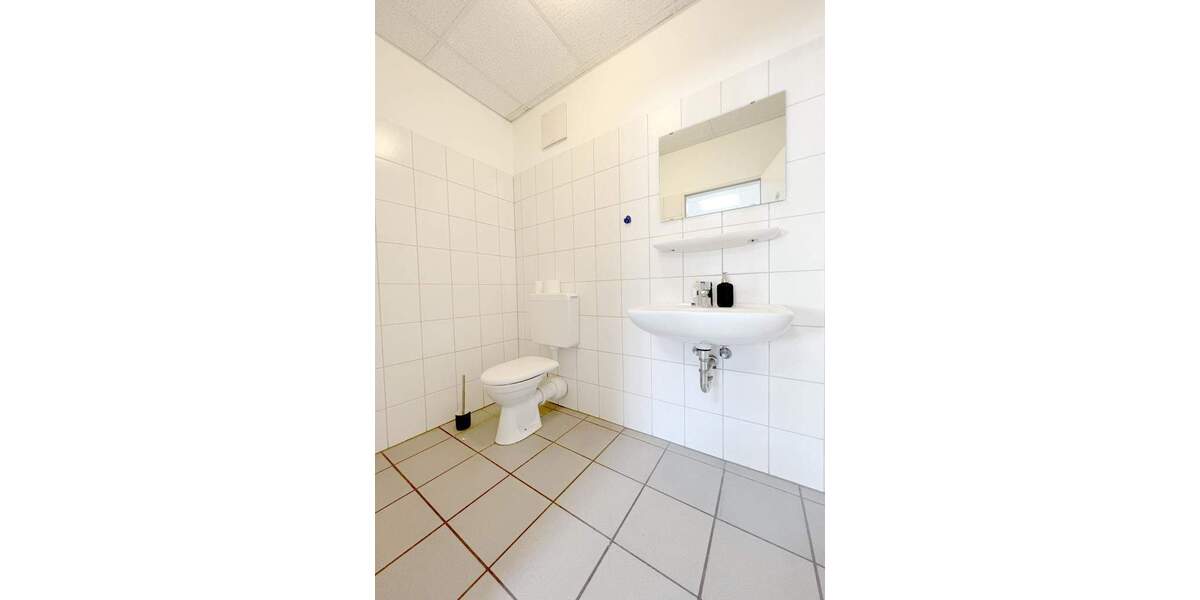 Gewerbeobjekt Oberhausen Osterfeld-West - 3 Zimmer, 895&euro; | Angebot:25709930