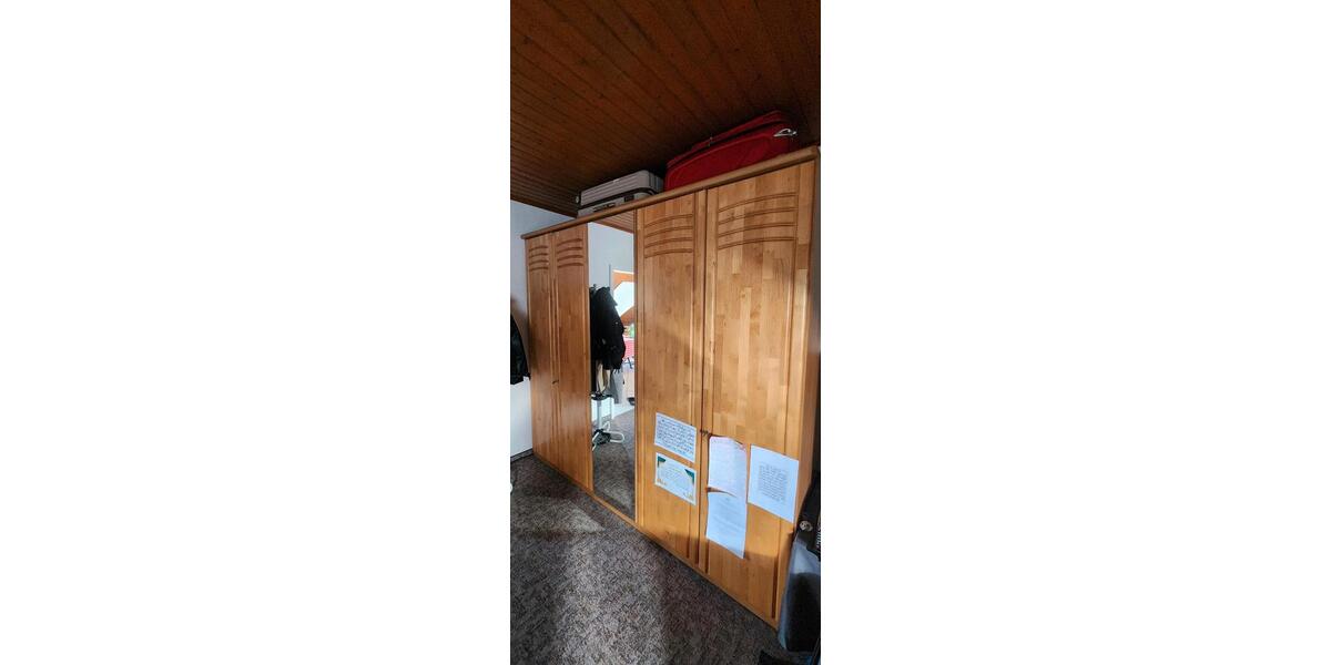 Dachgeschoßwohnung Ratingen - 1 Zimmer, 45 m&sup2;, 550&euro; | Angebot:26358096