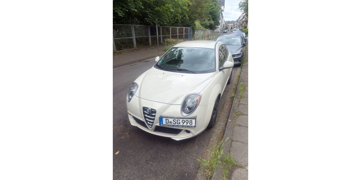 Alfa Romeo MiTo 99.000 km 4.600 &euro; Düsseldorf 40591