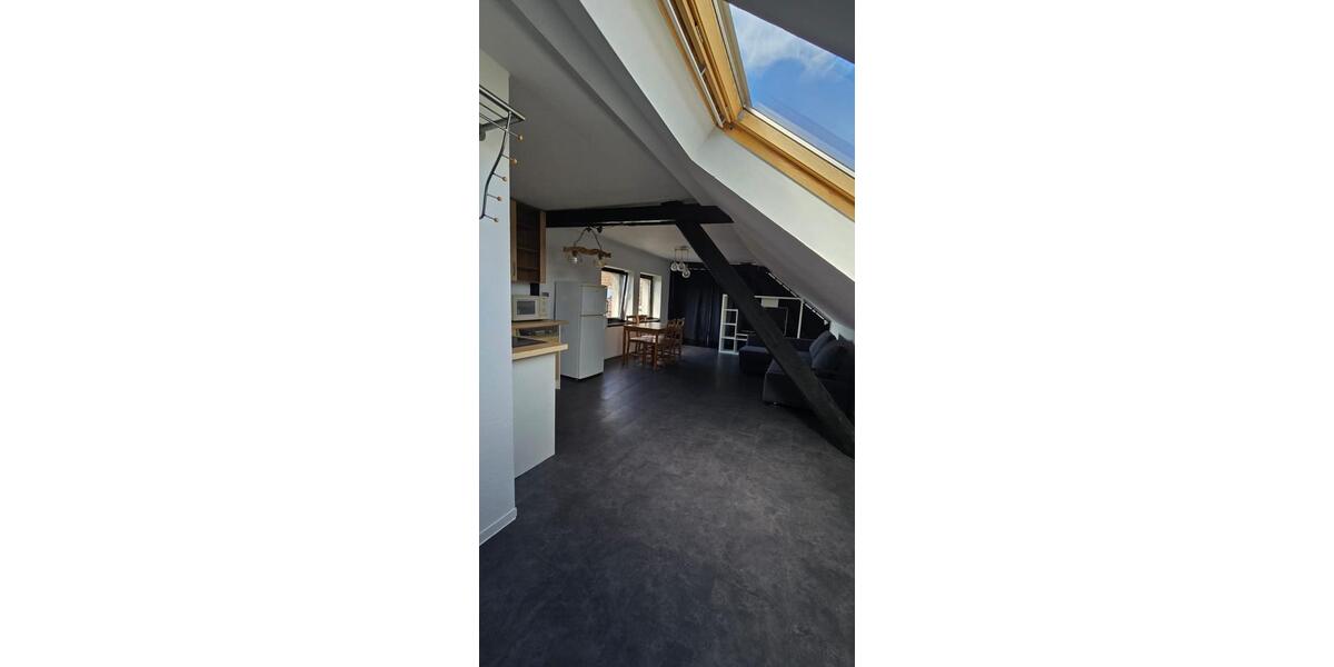 Dachgeschoßwohnung Krefeld Dießem - 1 Zimmer, 50 m&sup2;, 650&euro; | Angebot:25418586