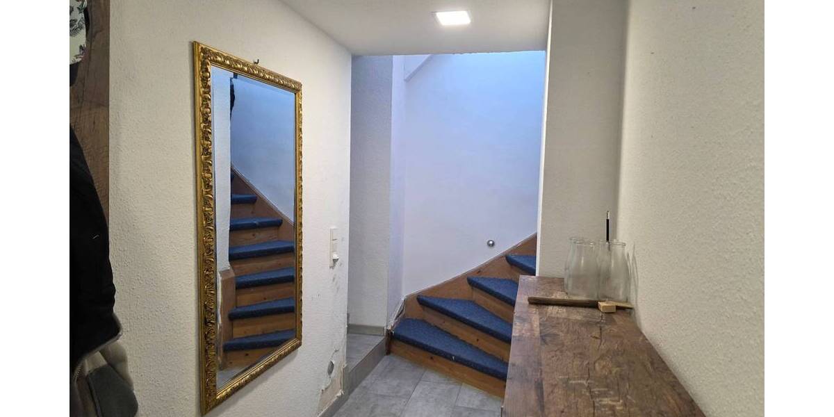 Doppelhaushälfte Velbert Kostenberg - 9 Zimmer, 259 m&sup2;, 650.000&euro; | Angebot:19426827