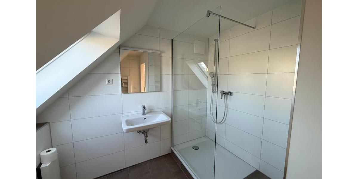 Dachgeschoßwohnung Dinslaken - 1 Zimmer, 56 m&sup2;, 129.000&euro; | Angebot:25252994