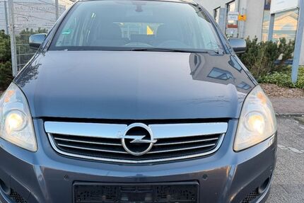 Opel Zafira 243.000 km 2.999 &euro; Oberhausen 46047
