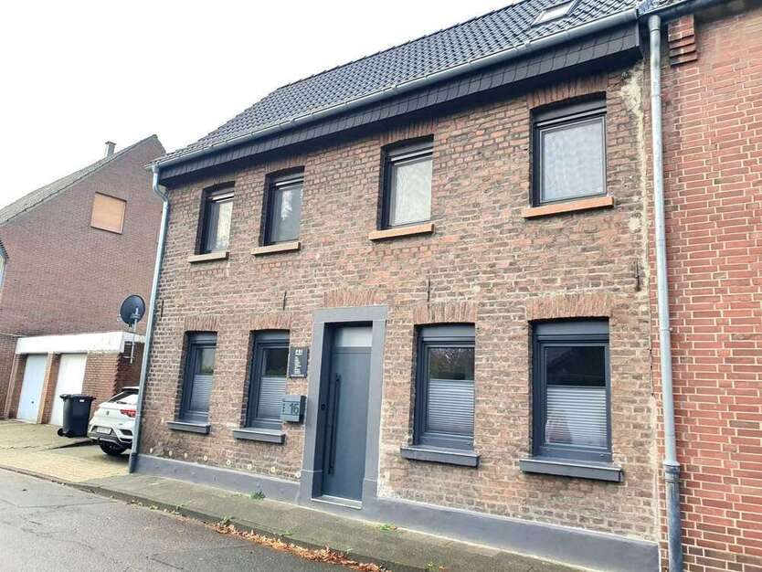 Haus zum Kaufen in Willich Anrath 599.900 € 178 m²