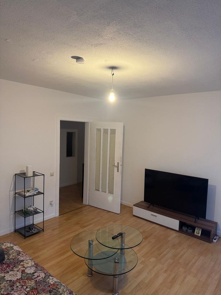 Zum 01.12: Re-Nord 3 Zimmer 66qm inkl. Einbauküche zimmer