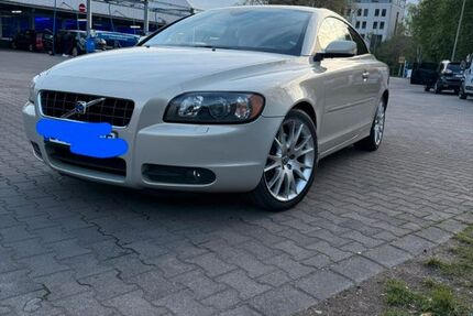 Volvo C70 118.000 km 13.000 &euro; Duisburg 47249
