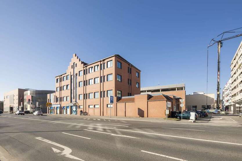 Büro in Dinslaken 3.628.000 € 2617 m²