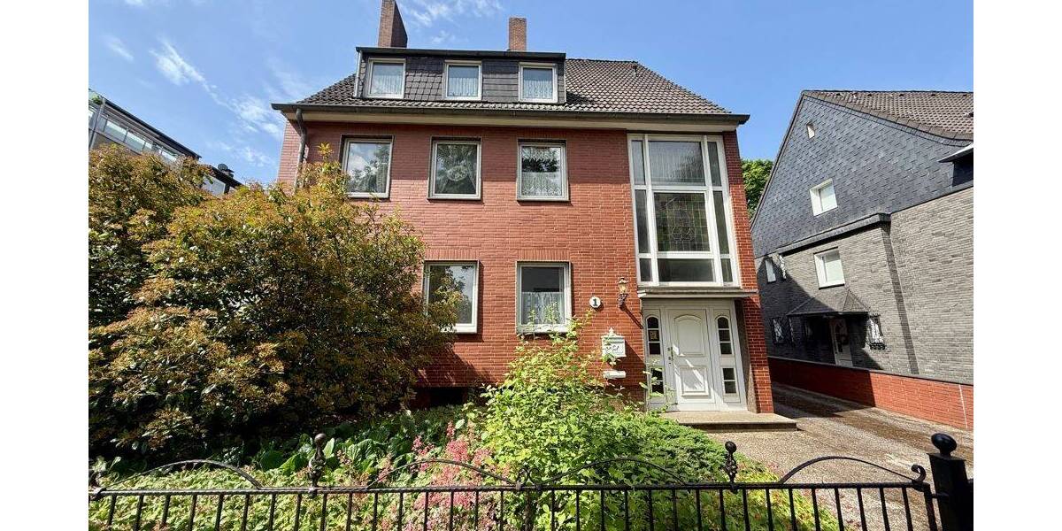 Mehrfamilienhaus, Wohnhaus Bottrop Stadtmitte - 9 Zimmer, 219 m&sup2;, 569.000&euro; | Angebot:26893108