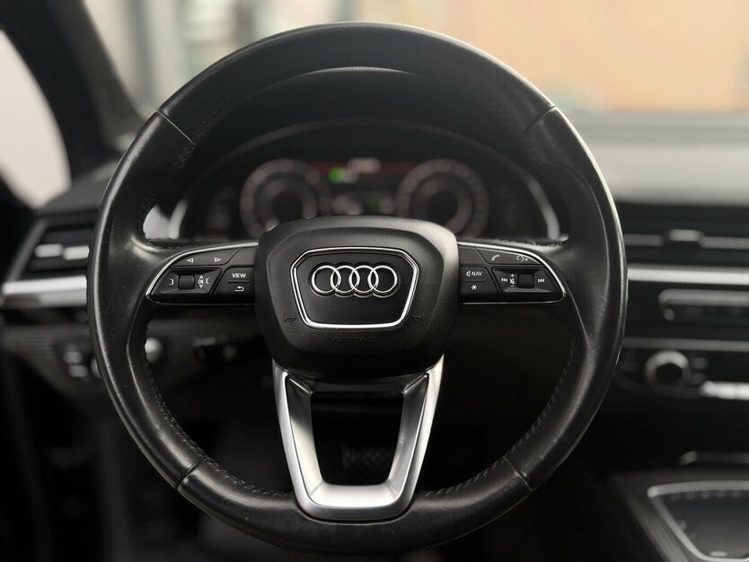 Audi Q7 3.0 TDI e-tron quattro / Panorama / Kamera 179.000 km 31.500 € Mönchengladbach 41066