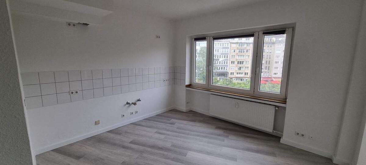 ELEGANTE + RENOVIERTE 2-ZIMMER-WOHNUNG in DÜSSELDORF - FRIEDRICHSTADT 2 zimmer