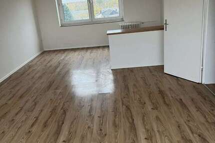 Wohnung Voerde - 3.5 Zimmer, 87 m&sup2;, 620&euro; | Angebot:23487704