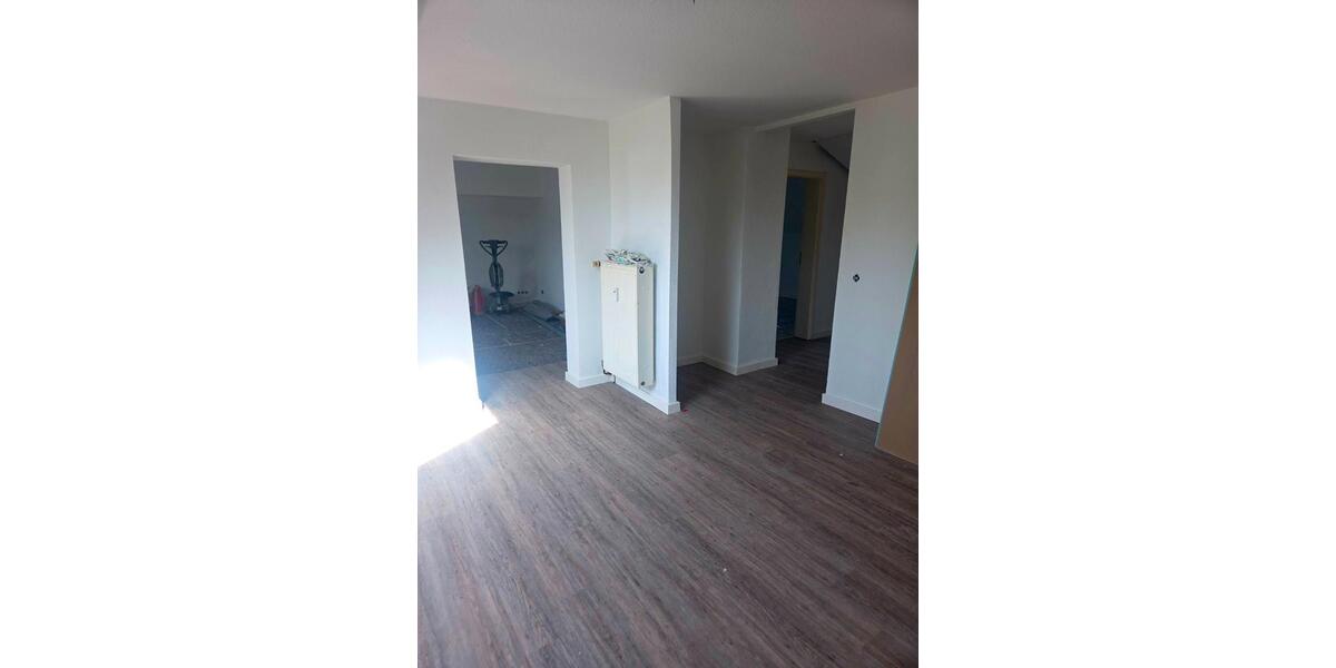 Dachgeschoßwohnung Neuss Augustinusviertel - 5 Zimmer, 100 m&sup2;, 1.150&euro; | Angebot:26231135