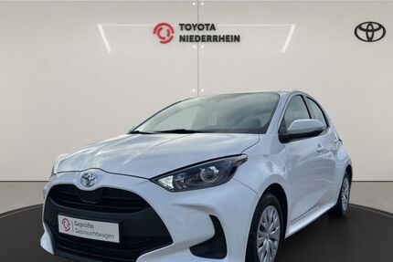 Toyota Yaris 49.700 km 13.785 &euro; Krefeld 47809