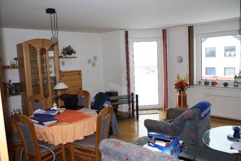 Etagenwohnung Velbert Neviges - 3 Zimmer, 90 m&sup2;, 229.000&euro; | Angebot:25705748