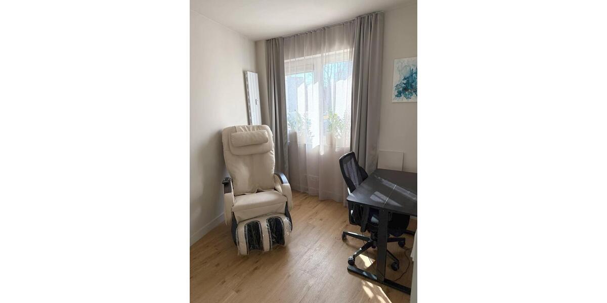 Maisonettenwohnung Düsseldorf Derendorf - 4.5 Zimmer, 100 m&sup2;, 2.650&euro; | Angebot:25293141