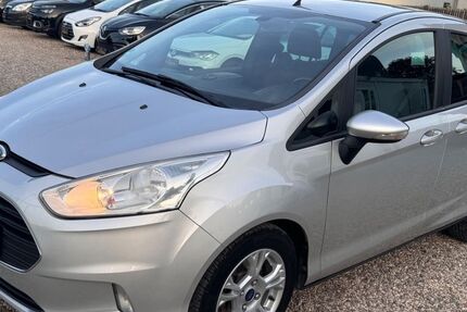 Ford B-Max 121.000 km 4.999 &euro; Essen 45355