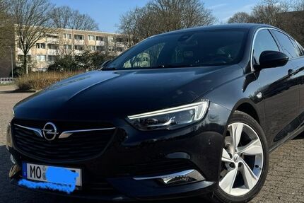 Opel Insignia 122.000 km 13.500 € Moers 47445