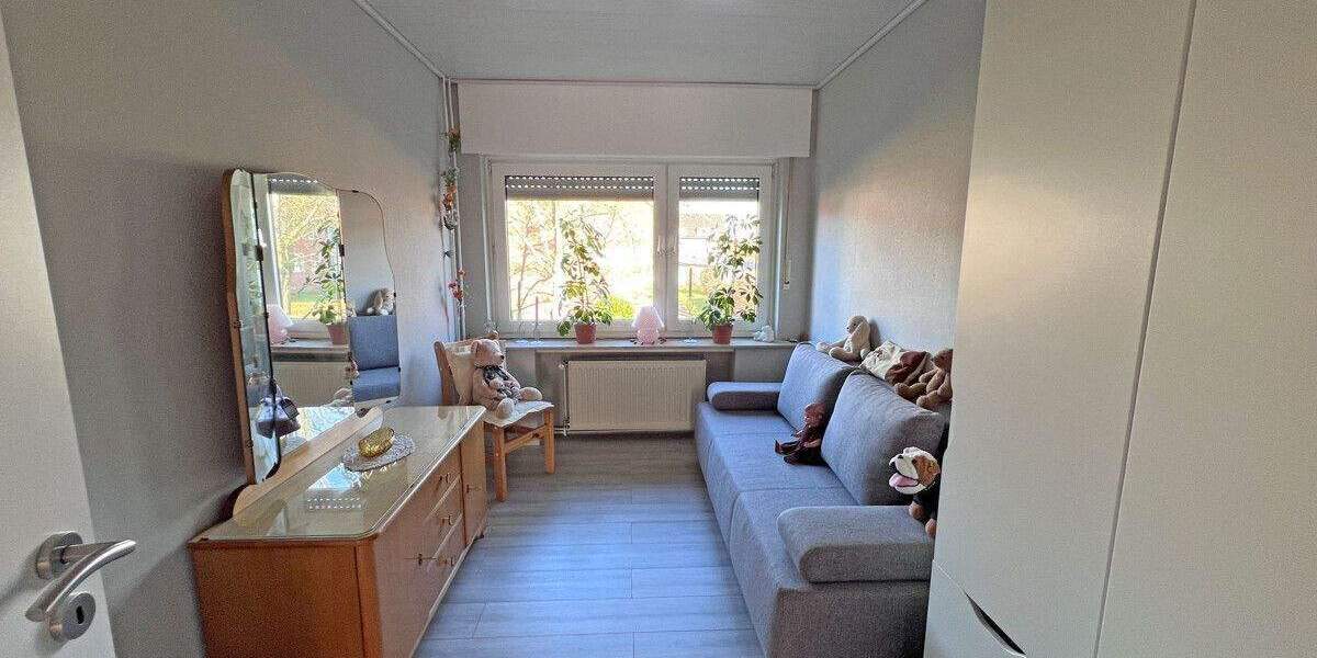 Reihenendhaus Kamp-Lintfort Lintfort - 5 Zimmer, 195 m&sup2;, 349.000&euro; | Angebot:25566912
