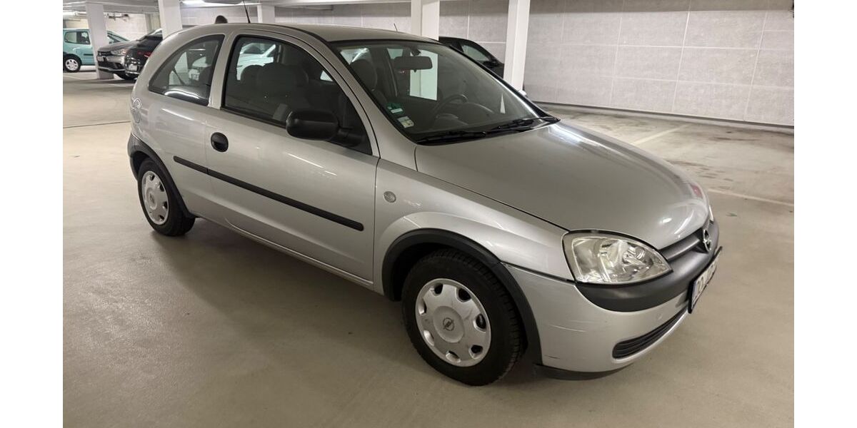 Opel Corsa 28.000 km 3.000 &euro; Essen 45326