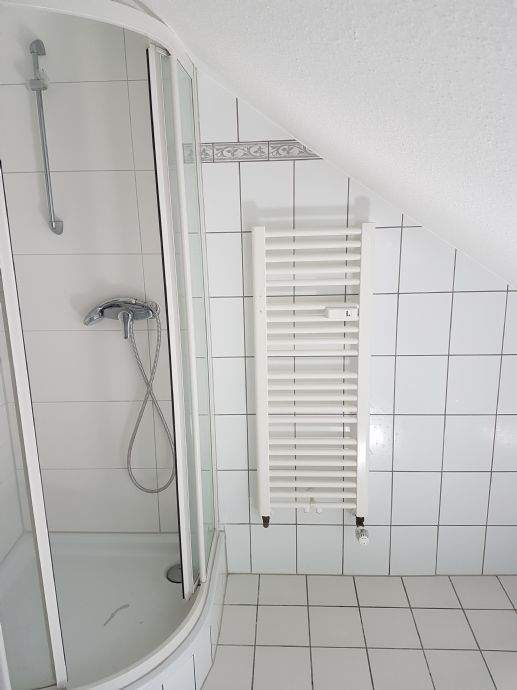 TOP!!! RENOVIERTES + TOP AUFGETEILTES + GROSSZÜGIGES DACHGESCHOSS APARTMENT in OBERHAUSEN - KLOSTERHARDT!!! 2 zimmer