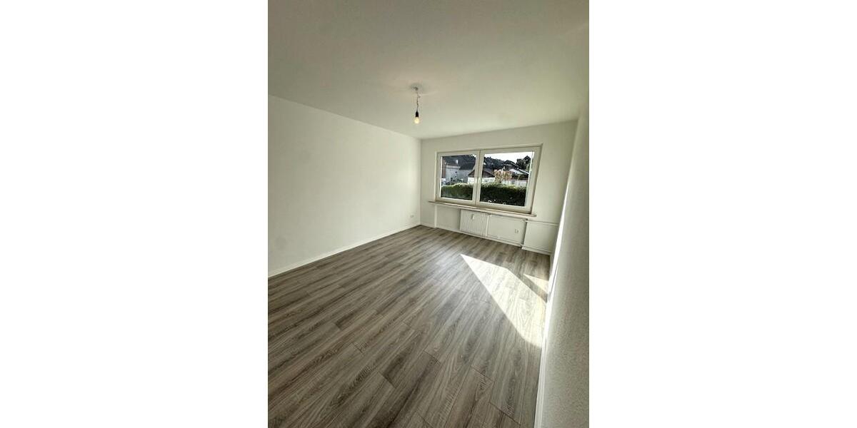Erdgeschoßwohnung Oberhausen Rothebusch - 3 Zimmer, 71 m&sup2;, 549&euro; | Angebot:25584451