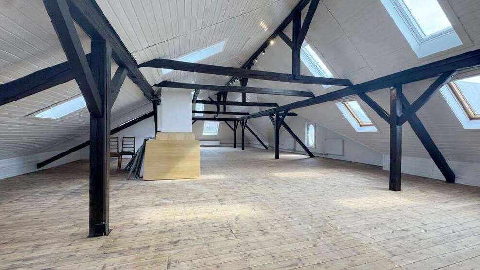 Büro in Oberhausen 900 € 162.11 m²
