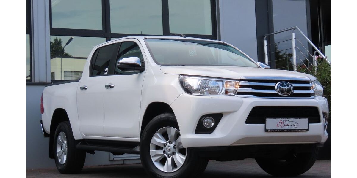 Toyota Hilux 228.800 km 24.900 € Neuss 41469