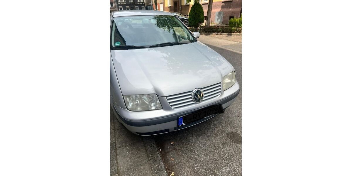 VW Bora 105.000 km 1.250 &euro; Essen 45143