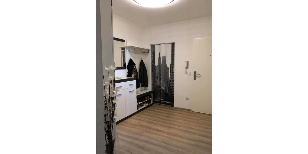 Etagenwohnung Krefeld Gartenstadt - 3 Zimmer, 83 m&sup2;, 219.000&euro; | Angebot:27096095