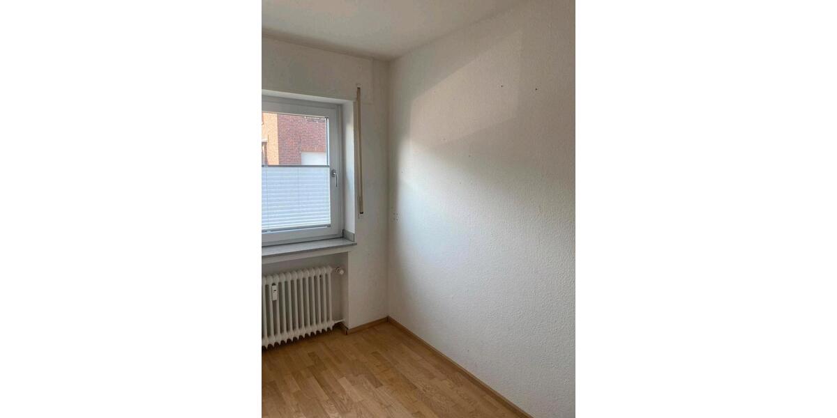 Hochparterre Kaarst - 3 Zimmer, 70 m&sup2;, 235.000&euro; | Angebot:27024007