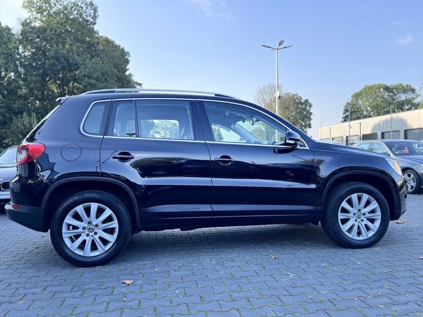Tiguan Sport & Style / Allrad/ Automatik / Leder