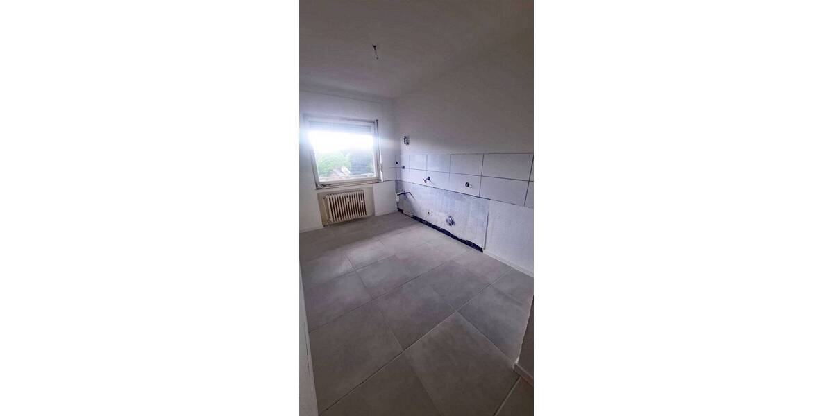 Etagenwohnung Oberhausen Schmachtendorf - 3 Zimmer, 77 m&sup2;, 465&euro; | Angebot:26887791