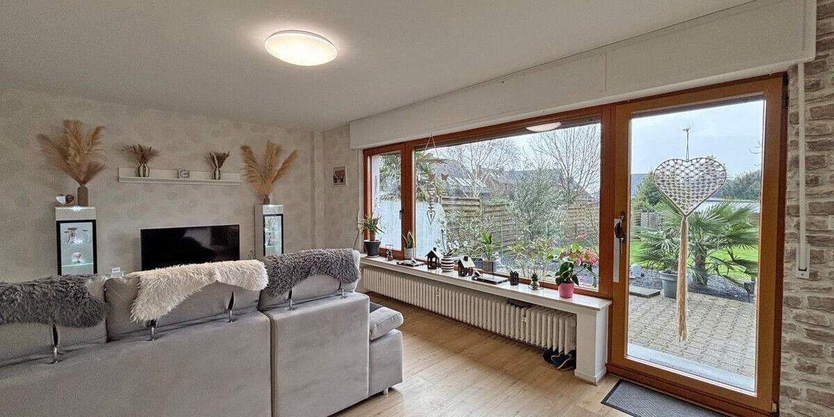 Mehrfamilienhaus, Wohnhaus Voerde Spellen - 6 Zimmer, 165 m&sup2;, 395.000&euro; | Angebot:25741546