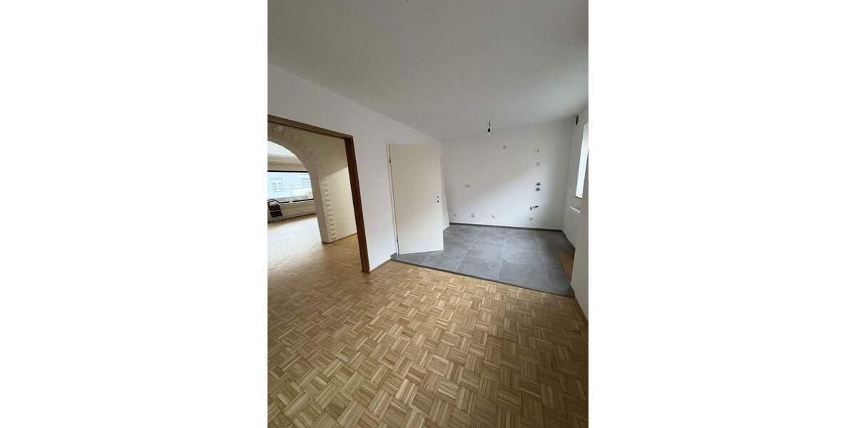 Etagenwohnung Gladbeck Mitte - 3 Zimmer, 94 m&sup2;, 900&euro; | Angebot:25302220
